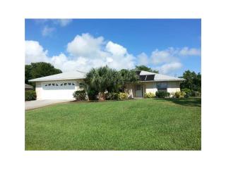 258 Dickens Ave, Sebastian, FL 32958-4522