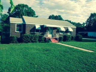 1239 G Ave, Cayce-West Columbia SC  29169-6134 exterior