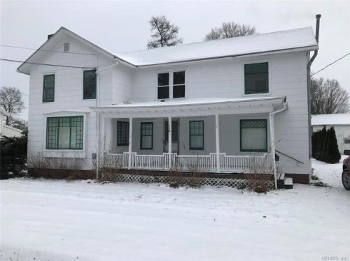 110 Hamilton St, Wayland, NY 14572-1214