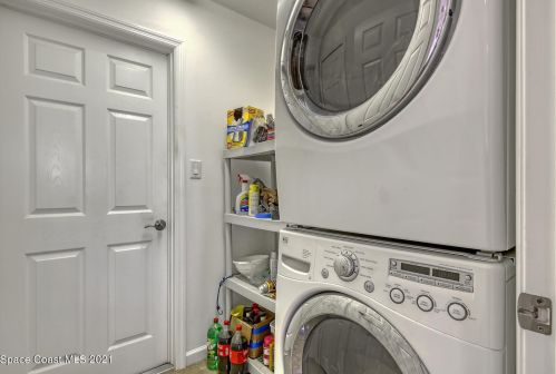 105 Keystone Dr, Sebastian FL  32958-6935 exterior