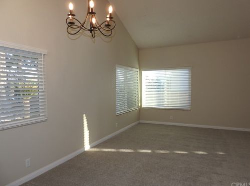 30498 Colina Verde St, Temecula CA 92592-5140 exterior