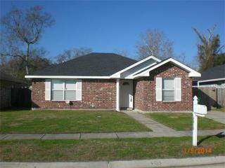 4036 Regina Coeli Ct, Marrero, LA 70072-6337
