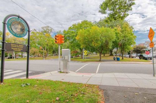 122 49th St, Bayonne NJ  07002-3135 exterior