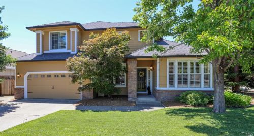 4591 Pearl Dr, Santa Rosa, CA 95409-2641