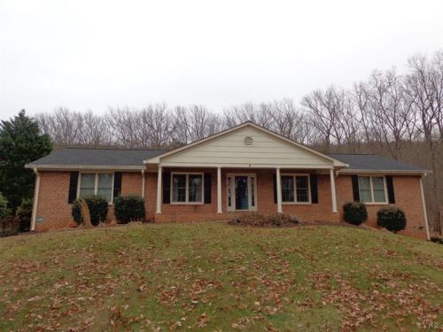 1472 Holiday Ln, Lynchburg, VA 24504-4277