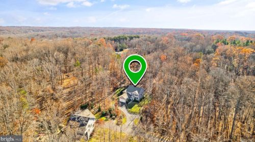 9085 Bristow Woods Ct, Nokesville VA  20181 exterior