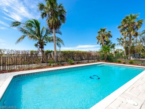 1015 Sand Castle Rd, Sanibel FL  33957-3614 exterior