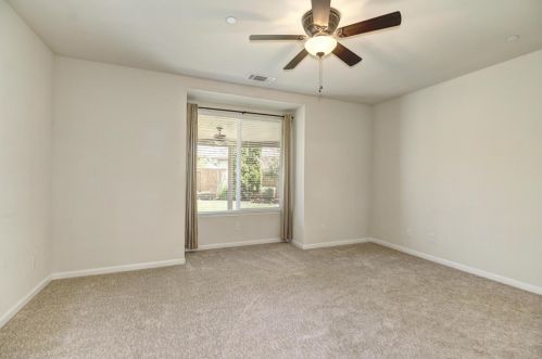 9860 Westminster Way, Elk Grove CA  95757-5124 exterior