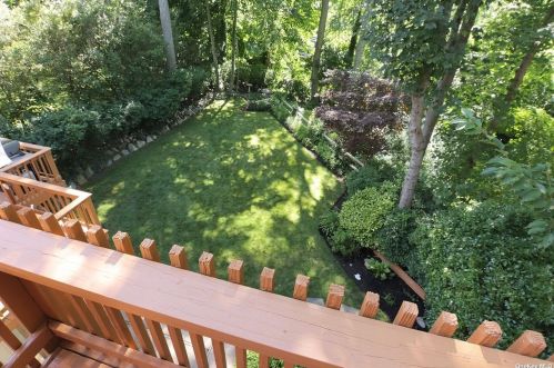 107 Scudder Pl, Northport NY  11768-3027 exterior