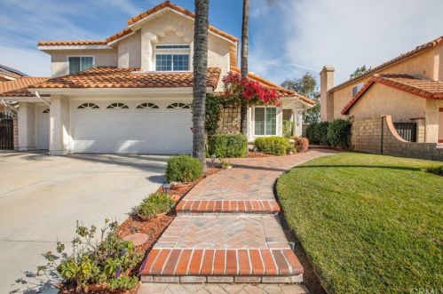 25018 Wintergreen Ct, Santa Clarita, CA 91381-2213