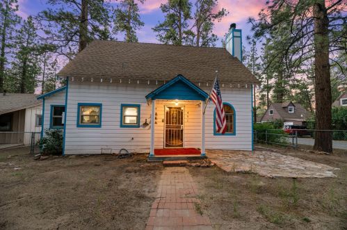401 Sherwood Blvd, Big Bear City CA  92314-9659 exterior