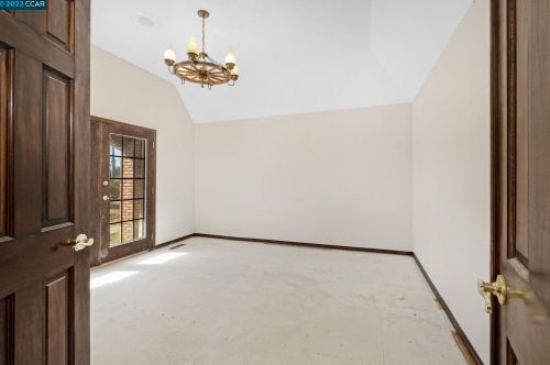 1900 Tule Ln, Oakley CA  94561-5088 exterior