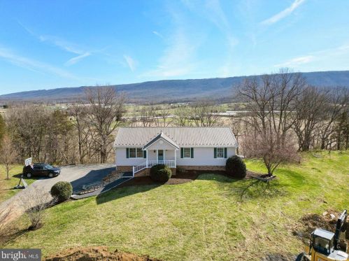 217 Green Hills Ln, New Market VA  22844-3526 exterior