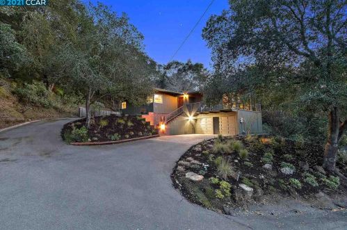 32 Via Farallon, Orinda, CA 94563-2315