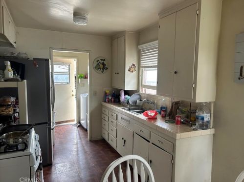 5522 Western Ave, Buena Park CA  90621-1929 exterior