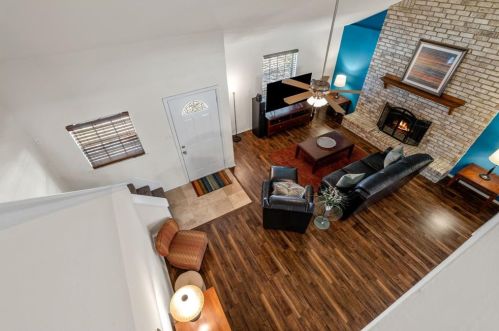 1917 Maxwell Dr, Lewisville TX  75077-7520 exterior