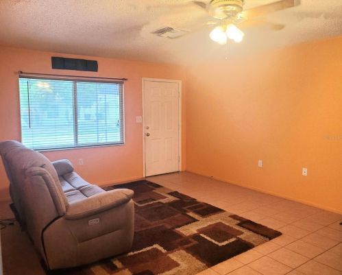 9720 Rainelle Ln, Port Richey, FL 34668-4245