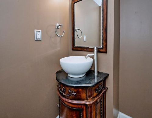 308 Beech St, Oakmont PA  15139-2104 exterior