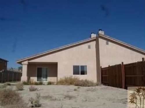66753 Hacienda Ave, Desert Hot Springs, CA 92240-5863