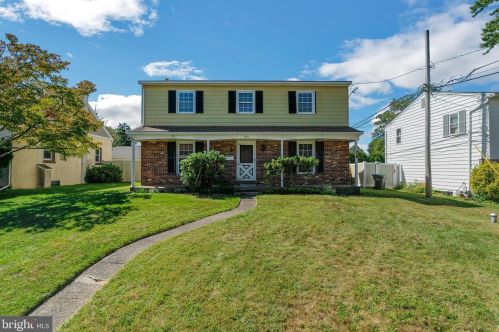 920 3rd St, Lansdale, PA 19446-1902