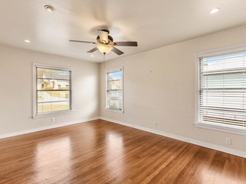 4617 Calmont Ave, Fort Worth TX  76107-5421 exterior