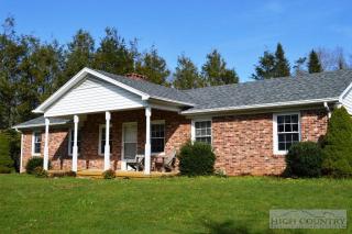 4844 Pine Swamp Rd, Edwards Crossroads, NC 28675-8491