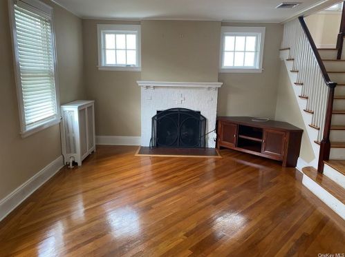 27 President St, New Rochelle NY  10801-1810 exterior