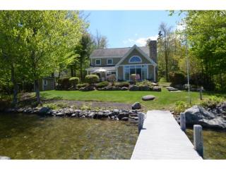 33 Shr Rd, Sunapee NH  03782-3609 exterior