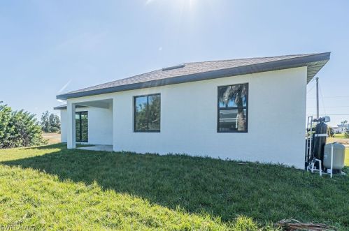 4125 19th Pl, Cape Coral FL  33904-8037 exterior