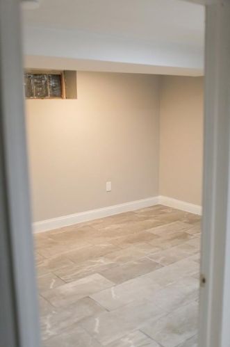 51 Zipporah St, North Providence RI  02911-2203 exterior