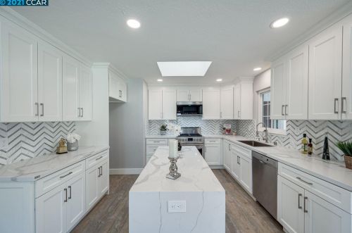 69 Fordham Ct, Concord CA  94523-1523 exterior