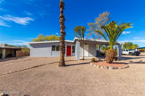 9842 33rd St, Tucson, AZ 85748-8163