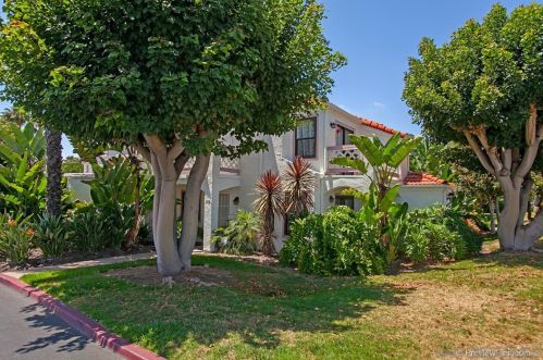 13262 Salmon River Rd, San Diego, CA 92129-2655