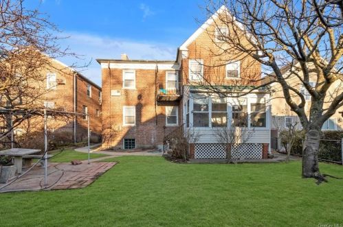 1839 Hering Ave, Bronx NY  10461-1801 exterior