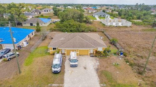 4608 Golfview Blvd, Lehigh Acres FL 33973-6000 exterior