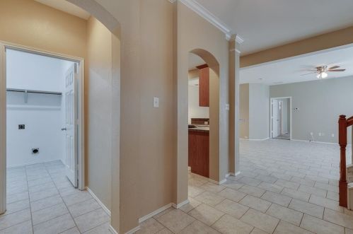 1419 Ravenwood Dr, Midlothian TX  76063-6062 exterior