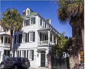 132 Church St, Charleston, SC 29401-2802