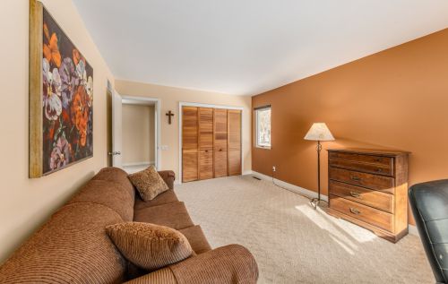 8801 Hart Dr, Waterford WI  53185-1364 exterior