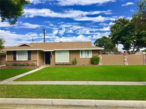 918 Lambert Dr, Fullerton, CA 92833-3915