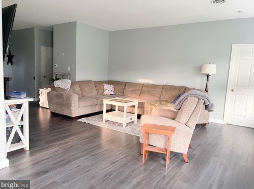 114 Chanticleer Cir, Camden-Wy DE  19934-5401 exterior