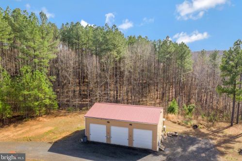 34156 Indiantown Rd, Locust Grove VA  22508-2221 exterior