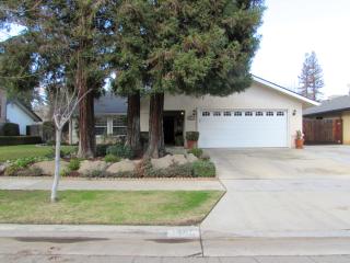 3306 Menlo Ave, Fresno, CA 93710-4967