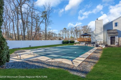 119 Serpentine Dr, Berkeley Township NJ  08721-2447 exterior