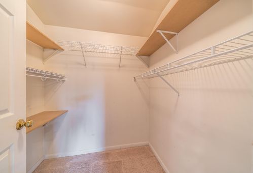 3949 Thomas Dr, Covington KY  41018-2916 exterior