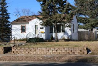 3417 2nd Ave, Hibbing, MN 55746-2673