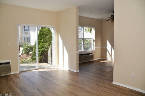 6110 Richmond Rd, West Milford Lakes NJ  07480-5117 exterior