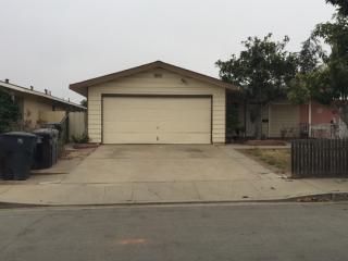 1215 Nogal Dr, Salinas CA  93905-1214 exterior