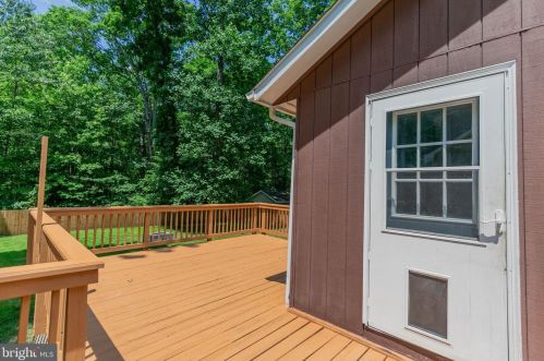 219 Land Or Dr, Ruther Glen VA  22546-1069 exterior