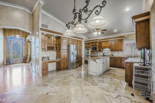 3516 Fairbrook Cir, Mesa, AZ 85213-5550