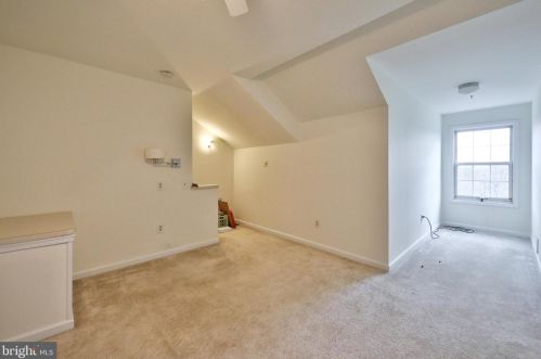 201 Carol Ct, Lansdale PA 19446-1576 exterior